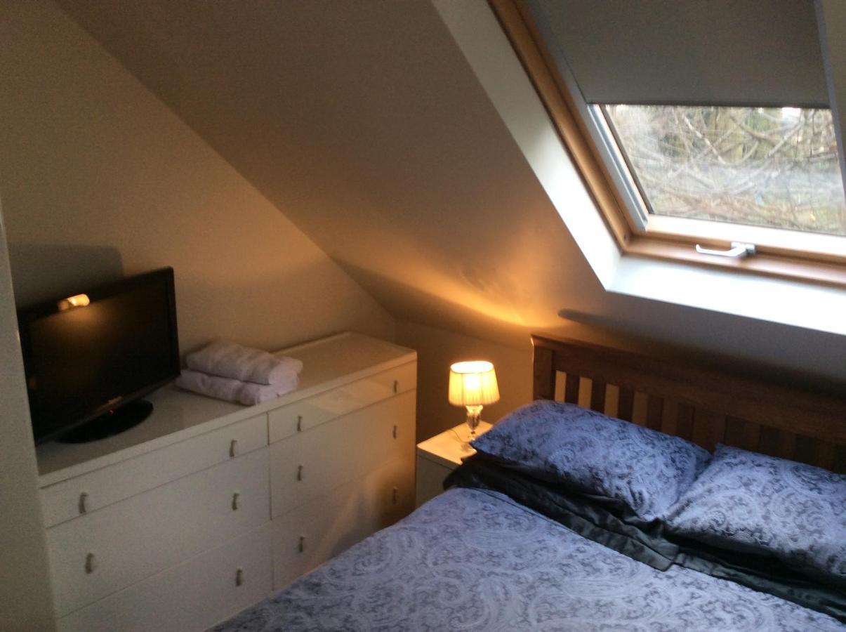 2 Bedroom Furnished Apartment In A Rural Position Stone  Exterior foto